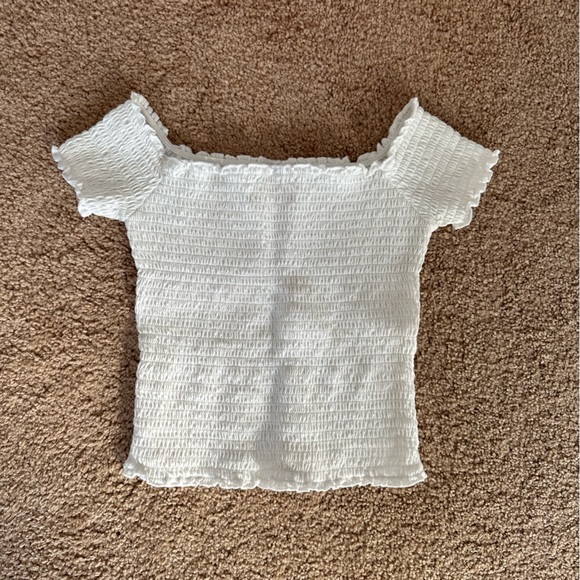 Hollister, Size Small - Picture 2 of 2